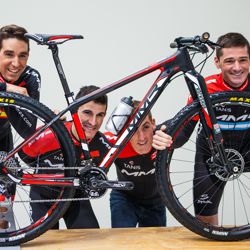 Team MMR Factory Racing auf Rotor Q-Rings Team MMR Factory Racing auf Rotor Q-Rings